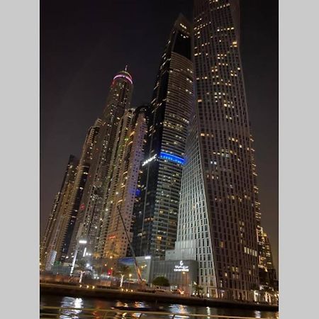 Cayan Tower Luxury Apartment With Sea View Dubai Exterior photo