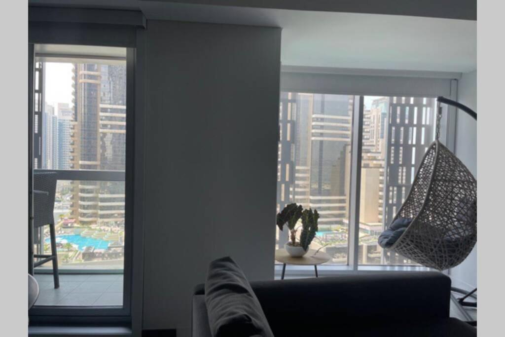 Cayan Tower Luxury Apartment With Sea View Dubai Exterior photo