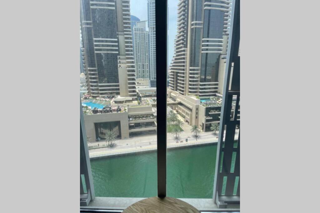 Cayan Tower Luxury Apartment With Sea View Dubai Exterior photo