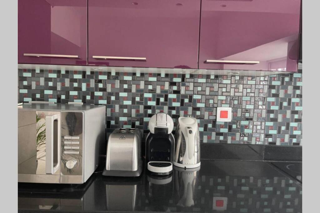 Cayan Tower Luxury Apartment With Sea View Dubai Exterior photo