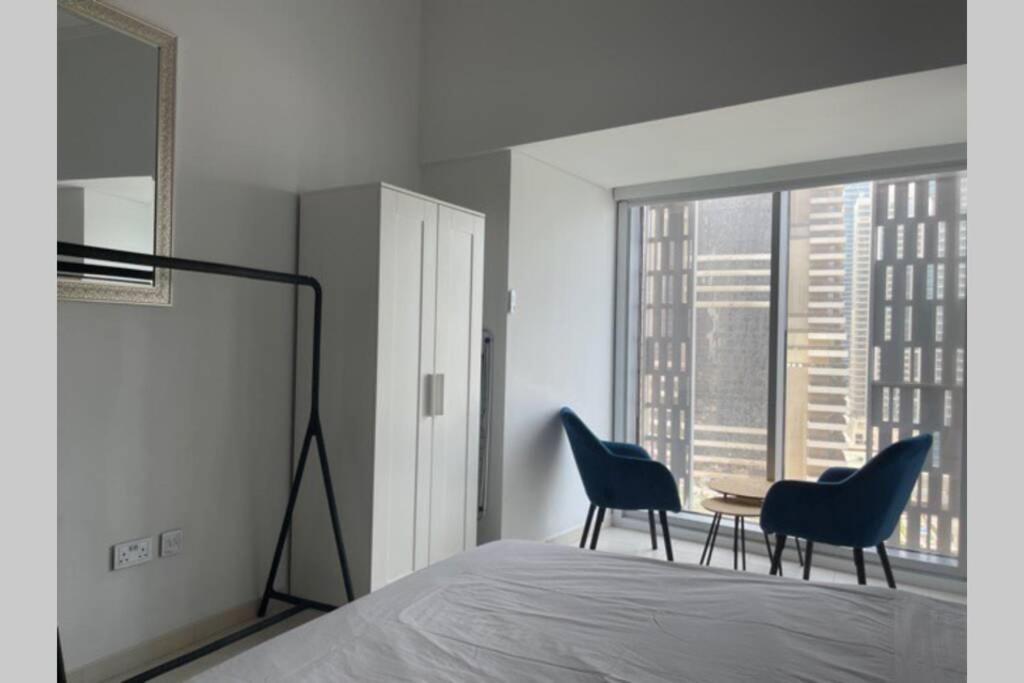 Cayan Tower Luxury Apartment With Sea View Dubai Exterior photo