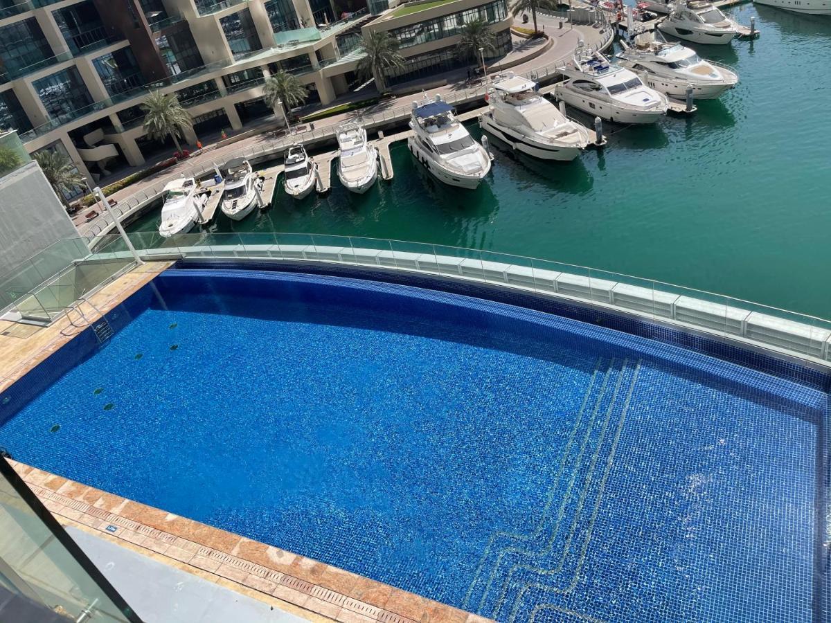 Cayan Tower Luxury Apartment With Sea View Dubai Exterior photo
