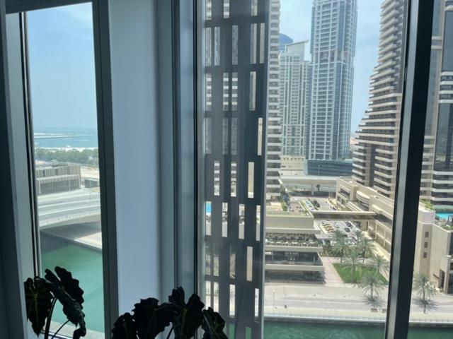 Cayan Tower Luxury Apartment With Sea View Dubai Exterior photo